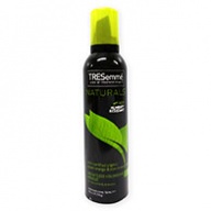 Tresemme Styling - Naturals Weightless Volumising Mousse 250ml